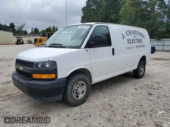 ✅ 2023 Chevrolet Express Cargo • VIN: 1GCWGAFP5P1251682 • Лот: 80459745. Опубликован ранее на Copart с пробегом 34 001 миль. Бесплатный доступ к архиву аукционных продаж из США и подробный отчёт об истории автомобиля на DreamBid. Изображение 1.