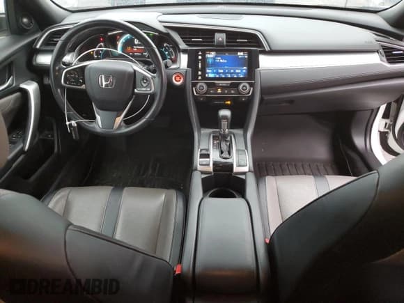 ✅ 2017 Honda Civic Touring • VIN: 2HGFC3B95HH351378 • Lot: 86325595. Listed on Copart with 120,198 mi. Free auction sales archive from the USA and detailed vehicle history report at DreamBid. Image 8.