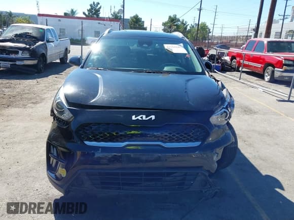 ✅ 2022 Kia Niro LXS • VIN: KNDCM3LD3N5546285 • Lot: 43165685. Wystawiony na IAAI z przebiegiem 205 336 mil. Bezpłatny archiwum sprzedaży aukcyjnych z USA i szczegółowy raport historii pojazdu na DreamBid. Zdjęcie 12.