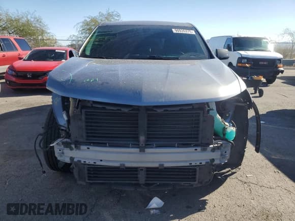 ✅ 2019 Chevrolet Traverse LS • VIN: 1GNERFKW9KJ175206 • Lot: 90935375. Wystawiony na Copart z przebiegiem 92 076 mil. Bezpłatny archiwum sprzedaży aukcyjnych z USA i szczegółowy raport historii pojazdu na DreamBid. Zdjęcie 5.