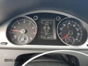 ✅ 2014 Volkswagen CC Sport • VIN: WVWBN7AN5EE529564 • Lot: 85105795. Wystawiony na Copart z przebiegiem 96 109 mil. Bezpłatny archiwum sprzedaży aukcyjnych z USA i szczegółowy raport historii pojazdu na DreamBid. Zdjęcie 9.