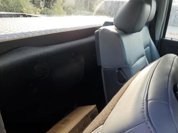 ✅ 2021 Ford F-150 XL • VIN: 1FTMF1CB2MKD83498 • Lot: 71865044. Wystawiony na Copart z przebiegiem 19 372 mil. Bezpłatny archiwum sprzedaży aukcyjnych z USA i szczegółowy raport historii pojazdu na DreamBid. Zdjęcie 10.