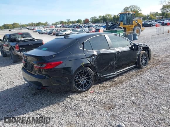 ✅ 2025 Toyota Camry LE • VIN: 4T1DAACK2SU565651 • Лот: 43507370. Опубликован ранее на IAAI с пробегом Не указан. Бесплатный доступ к архиву аукционных продаж из США и подробный отчёт об истории автомобиля на DreamBid. Изображение 4.