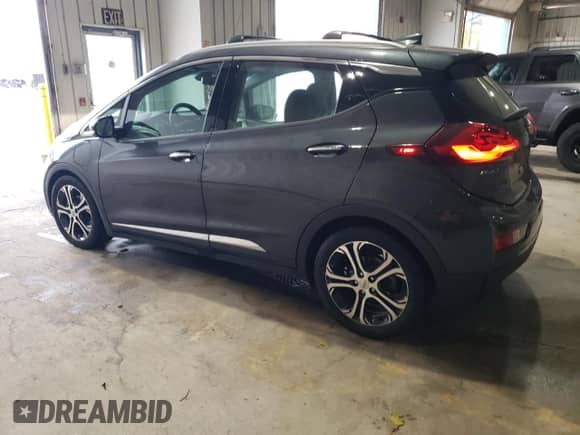 2017 Chevrolet Bolt EV Premier z VIN 1G1FX6S00H4187310, wystawiony jako Copart lot #89835445 z przebiegiem 66 426 mil mil oraz Szkoda całkowita • Salvage title. Historia ofert i sprzedaży dostępna na DreamBid. Obrazek 2.