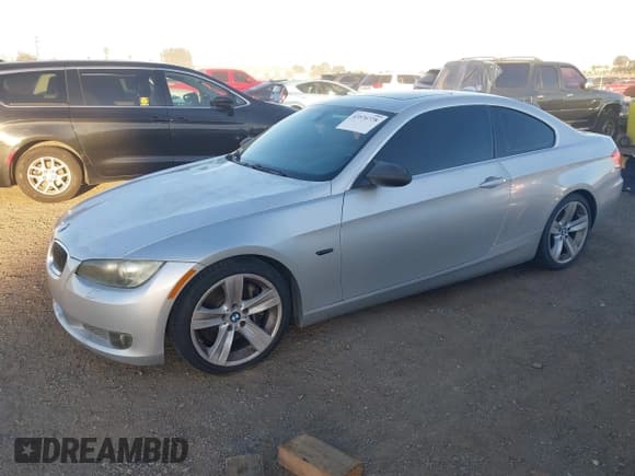 ✅ 2007 BMW 3 Series 335i • VIN: WBAWB73527PV83013 • Lot: 43576728. Listed on IAAI with Not provided. Free auction sales archive from the USA and detailed vehicle history report at DreamBid. Image 2.