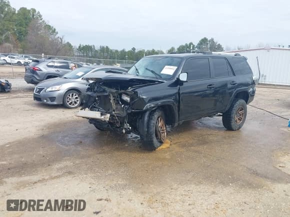 ✅ 2016 Toyota 4Runner Limited • VIN: JTEBU5JR0G5406389 • Лот: 41598804. Опубликован ранее на IAAI с пробегом 133 534 миль. Бесплатный доступ к архиву аукционных продаж из США и подробный отчёт об истории автомобиля на DreamBid. Изображение 22.