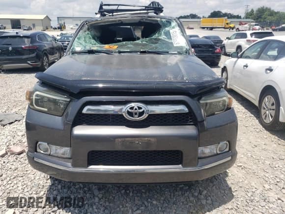 ✅ 2010 Toyota 4Runner SR5 • VIN: JTEZU5JR1A5013507 • Lot: 62903015. Listed on Copart with 202,857 mi. Free auction sales archive from the USA and detailed vehicle history report at DreamBid. Image 5.