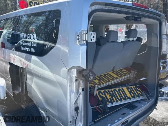 ✅ 2016 Ford Transit XL • VIN: 1FMZK1ZM9GKB38823 • Lot: 48908475. Wystawiony na Copart z przebiegiem Nie podano. Bezpłatny archiwum sprzedaży aukcyjnych z USA i szczegółowy raport historii pojazdu na DreamBid. Zdjęcie 4.