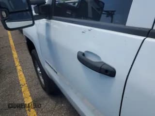 ✅ 2016 Chevrolet Silverado 2500HD Work Truck • VIN: 1GB2CUEG1GZ364452 • Lot: 42957192. Wystawiony na IAAI z przebiegiem 202 308 mil. Bezpłatny archiwum sprzedaży aukcyjnych z USA i szczegółowy raport historii pojazdu na DreamBid. Zdjęcie 1.