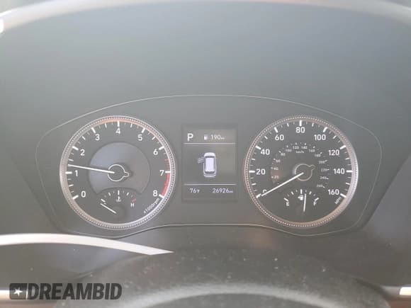 ✅ 2020 Hyundai Santa Fe SE • VIN: 5NMS2CAD9LH224426 • Lot: 70067034. Wystawiony na Copart z przebiegiem 26 926 mil. Bezpłatny archiwum sprzedaży aukcyjnych z USA i szczegółowy raport historii pojazdu na DreamBid. Zdjęcie 9.