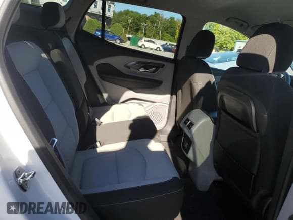 ✅ 2022 GMC Terrain SLE • VIN: 3GKALTEV3NL305654 • Lot: 81188055. Wystawiony na Copart z przebiegiem 50 786 mil. Bezpłatny archiwum sprzedaży aukcyjnych z USA i szczegółowy raport historii pojazdu na DreamBid. Zdjęcie 11.