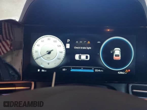 ✅ 2024 Hyundai Elantra SEL • VIN: KMHLM4DG0RU675154 • Lot: 91286785. Wystawiony na Copart z przebiegiem 42 862 mil. Bezpłatny archiwum sprzedaży aukcyjnych z USA i szczegółowy raport historii pojazdu na DreamBid. Zdjęcie 9.