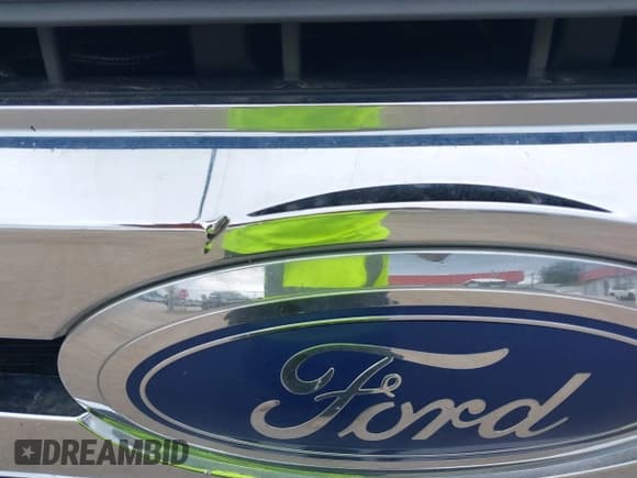 ✅ 2019 Ford F-250 XL • VIN: 1FT7W2BT7KEF78716 • Lot: 42914478. Listed on IAAI with 249,777 mi. Free auction sales archive from the USA and detailed vehicle history report at DreamBid. Image 6.