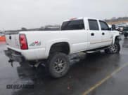 ✅ 2006 Chevrolet Silverado 2500HD LT1 • VIN: 1GCHK23D46F191371 • Лот: 41032500. Опубликован ранее на IAAI с пробегом Не указан. Бесплатный доступ к архиву аукционных продаж из США и подробный отчёт об истории автомобиля на DreamBid. Изображение 4.