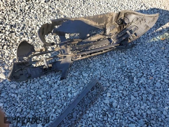 ✅ 2005 Volkswagen Touareg • VIN: WVGZG77L75D079836 • Lot: 81811555. Listed on Copart with 147,347 mi. Free auction sales archive from the USA and detailed vehicle history report at DreamBid. Image 13.