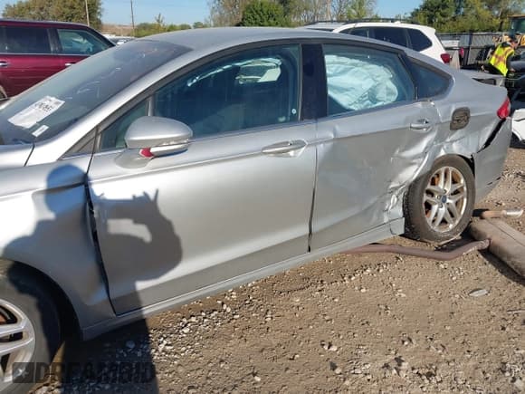 ✅ 2013 Ford Fusion SE • VIN: 3FA6P0H76DR213666 • Lot: 43403053. Listed on IAAI with 161,980 mi. Free auction sales archive from the USA and detailed vehicle history report at DreamBid. Image 6.