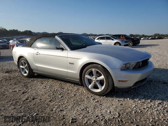 ✅ 2012 Ford Mustang GT • VIN: 1ZVBP8FF7C5265405 • Lot: 74672574. Wystawiony na Copart z przebiegiem 134 476 mil. Bezpłatny archiwum sprzedaży aukcyjnych z USA i szczegółowy raport historii pojazdu na DreamBid. Zdjęcie 4.