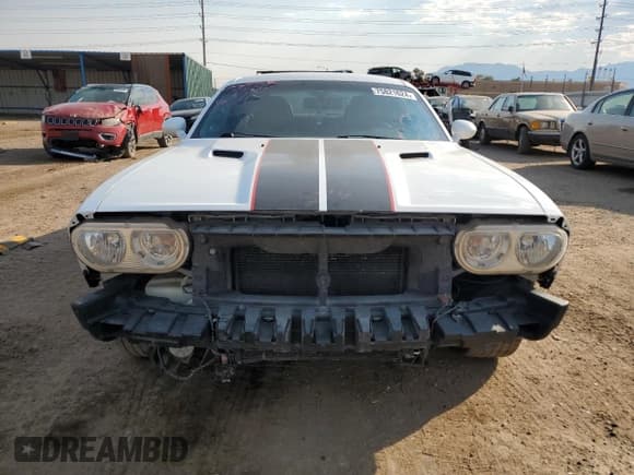 ✅ 2011 Dodge Challenger • VIN: 2B3CJ4DG1BH510267 • Lot: 75821624. Wystawiony na Copart z przebiegiem 159 795 mil. Bezpłatny archiwum sprzedaży aukcyjnych z USA i szczegółowy raport historii pojazdu na DreamBid. Zdjęcie 5.