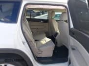 ✅ 2022 Volkswagen Atlas SE • VIN: 1V2WR2CA4NC557725 • Lot: 43472311. Wystawiony na IAAI z przebiegiem 23 725 mil. Bezpłatny archiwum sprzedaży aukcyjnych z USA i szczegółowy raport historii pojazdu na DreamBid. Zdjęcie 8.