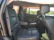 2020 Chevrolet Tahoe Premier z VIN 1GNSKCKJ4LR294570, wystawiony jako Copart lot #53362385 z przebiegiem 95 015 mil mil oraz Szkoda całkowita • Salvage title. Historia ofert i sprzedaży dostępna na DreamBid. Obrazek 11.