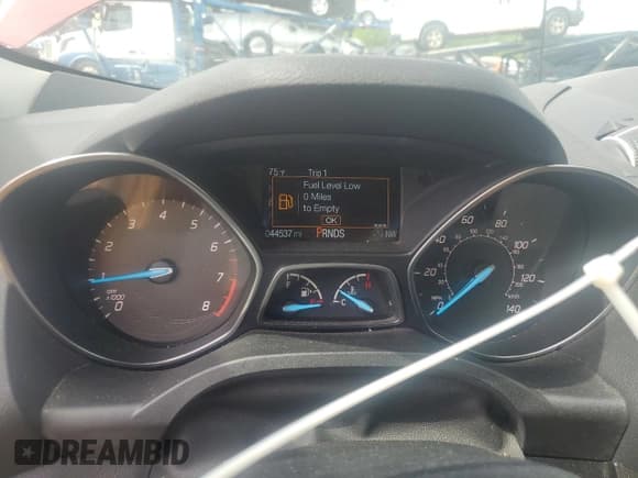 ✅ 2019 Ford Escape SEL • VIN: 1FMCU9H95KUC39723 • Lot: 58486075. Wystawiony na Copart z przebiegiem 44 537 mil. Bezpłatny archiwum sprzedaży aukcyjnych z USA i szczegółowy raport historii pojazdu na DreamBid. Zdjęcie 9.