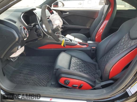 ✅ 2023 Audi TTS • VIN: TRUA1AFV6P1006261 • Lot: 64859585. Wystawiony na Copart z przebiegiem 24 625 mil. Bezpłatny archiwum sprzedaży aukcyjnych z USA i szczegółowy raport historii pojazdu na DreamBid. Zdjęcie 7.