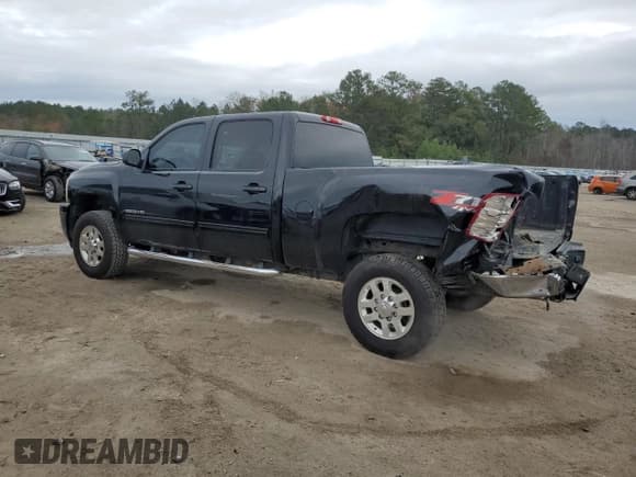 ✅ 2013 Chevrolet Silverado 2500HD LTZ • VIN: 1GC1KYEG3DF145023 • Lot: 81495764. Listed on Copart with 223,995 mi. Free auction sales archive from the USA and detailed vehicle history report at DreamBid. Image 2.