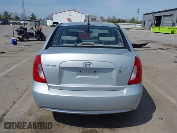 ✅ 2007 Hyundai Accent GLS • VIN: KMHCN46C67U086386 • Лот: 42116341. Опубликован ранее на IAAI с пробегом 89 746 миль. Бесплатный доступ к архиву аукционных продаж из США и подробный отчёт об истории автомобиля на DreamBid. Изображение 16.