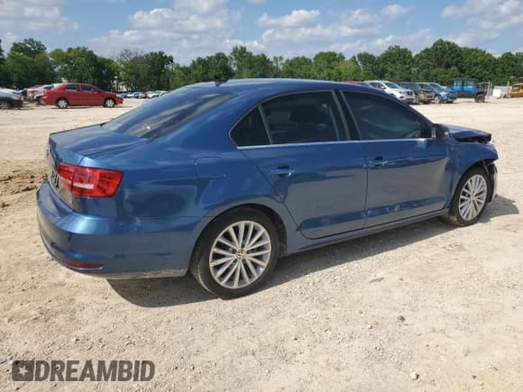 ✅ 2015 Volkswagen Jetta SE • VIN: 3VWD07AJ7FM414302 • Лот: 62855805. Опубликован ранее на Copart с пробегом 77 533 миль. Бесплатный доступ к архиву аукционных продаж из США и подробный отчёт об истории автомобиля на DreamBid. Изображение 3.