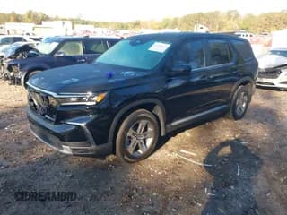 ✅ 2025 Honda Pilot EX-L • VIN: 5FNYG1H46SB037487 • Lot: 43590841. Wystawiony na IAAI z przebiegiem 13 335 mil. Bezpłatny archiwum sprzedaży aukcyjnych z USA i szczegółowy raport historii pojazdu na DreamBid. Zdjęcie 2.