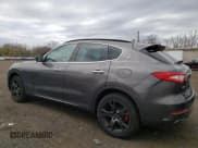 ✅ 2018 Maserati Levante S GranSport • VIN: ZN661YUS4JX302318 • Лот: 53880875. Опубликован ранее на Copart с пробегом 23 771 миль. Бесплатный доступ к архиву аукционных продаж из США и подробный отчёт об истории автомобиля на DreamBid. Изображение 2.
