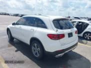 ✅ 2021 Mercedes-Benz GLC 300 • VIN: W1N0G8DB8MV322747 • Лот: 42690323. Опубликован ранее на IAAI с пробегом Не указан. Бесплатный доступ к архиву аукционных продаж из США и подробный отчёт об истории автомобиля на DreamBid. Изображение 3.