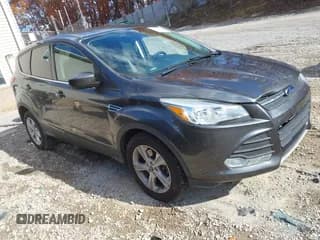 ✅ 2016 Ford Escape SE • VIN: 1FMCU9GX0GUB92656 • Lot: 43641641. Wystawiony na IAAI z przebiegiem 113 422 mil. Bezpłatny archiwum sprzedaży aukcyjnych z USA i szczegółowy raport historii pojazdu na DreamBid. Zdjęcie 1.