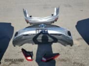 ✅ 2022 Acura RDX PMC Edition • VIN: 5J8TC2H8XNL010102 • Lot: 64271515. Wystawiony na Copart z przebiegiem 21 712 mil. Bezpłatny archiwum sprzedaży aukcyjnych z USA i szczegółowy raport historii pojazdu na DreamBid. Zdjęcie 13.