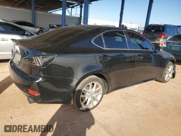 ✅ 2011 Lexus IS 250 • VIN: JTHCF5C23B5048084 • Lot: 86702685. Wystawiony na Copart z przebiegiem 151 788 mil. Bezpłatny archiwum sprzedaży aukcyjnych z USA i szczegółowy raport historii pojazdu na DreamBid. Zdjęcie 3.