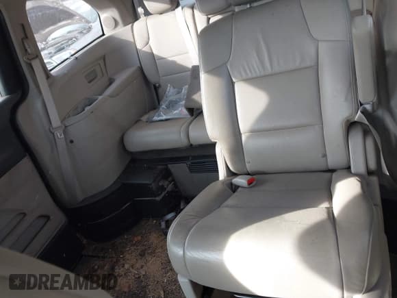 ✅ 2012 Honda Odyssey Touring • VIN: 5FNRL5H95CB061512 • Лот: 43344388. Опубликован ранее на IAAI с пробегом Не указан. Бесплатный доступ к архиву аукционных продаж из США и подробный отчёт об истории автомобиля на DreamBid. Изображение 8.