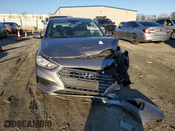 ✅ 2021 Hyundai Accent SE • VIN: 3KPC24A6XME143326 • Лот: 88719205. Опубликован ранее на Copart с пробегом Не указан. Бесплатный доступ к архиву аукционных продаж из США и подробный отчёт об истории автомобиля на DreamBid. Изображение 5.