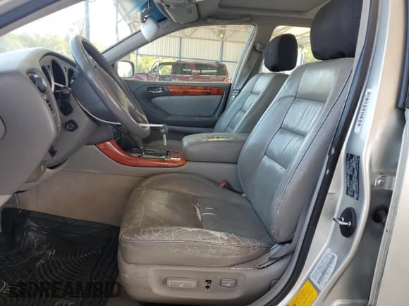 ✅ 2001 Lexus GS 300 • VIN: JT8BD69S610146942 • Lot: 80364415. Listed on Copart with 245,140 mi. Free auction sales archive from the USA and detailed vehicle history report at DreamBid. Image 7.