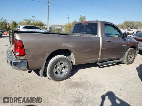 2010 Dodge 1500 ST с VIN 3D7JB1EP7AG105745, выставлен на аукционе Copart как лот 76799434 с пробегом 119 475 миль миль и Списание • Salvage title. История ставок и продаж доступна на DreamBid. Изображение 3.