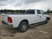 ✅ 2018 Ram 2500 Tradesman • VIN: 3C6UR4HL2JG363501 • Lot: 64766955. Wystawiony na Copart z przebiegiem 128 601 mil. Bezpłatny archiwum sprzedaży aukcyjnych z USA i szczegółowy raport historii pojazdu na DreamBid. Zdjęcie 3.