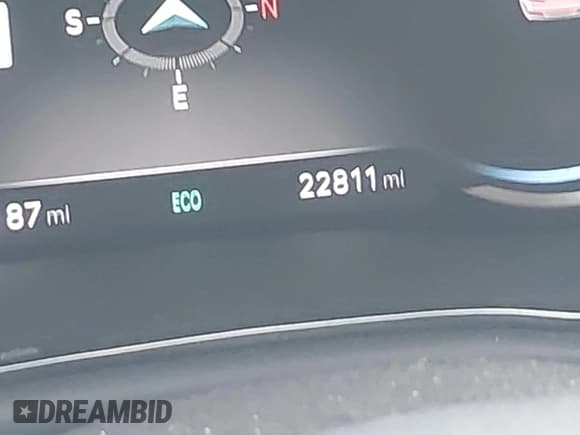 ✅ 2024 Genesis GV70 Advanced • VIN: 5NMMCET16RH003394 • Lot: 43588516. Listed on IAAI with 22,811 mi. Free auction sales archive from the USA and detailed vehicle history report at DreamBid. Image 7.