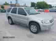 2006 Mercury Mariner Luxury with VIN 4M2YU57106KJ15112, listed as a IAAI auction lot 42815311 with 44,859 mi miles and . Bid and sale history available at DreamBid. Image 1.