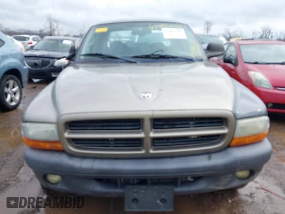 ✅ 2002 Dodge Dakota SLT • VIN: 1B7HG48N32S634478 • Lot: 41485500. Wystawiony na IAAI z przebiegiem 166 082 mil. Bezpłatny archiwum sprzedaży aukcyjnych z USA i szczegółowy raport historii pojazdu na DreamBid. Zdjęcie 6.