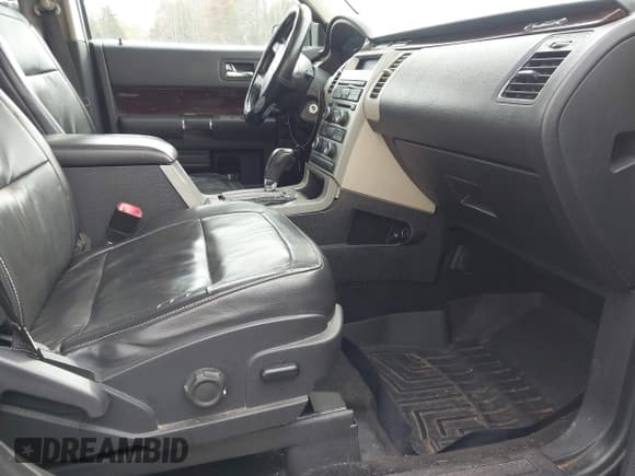 ✅ 2012 Ford Flex SEL • VIN: 2FMGK5CC0CBD04147 • Lot: 43810650. Listed on IAAI with 290,885 mi. Free auction sales archive from the USA and detailed vehicle history report at DreamBid. Image 5.