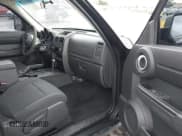 ✅ 2011 Dodge Nitro Heat • VIN: 1D4PT4GK8BW519885 • Lot: 43452582. Wystawiony na IAAI z przebiegiem 178 296 mil. Bezpłatny archiwum sprzedaży aukcyjnych z USA i szczegółowy raport historii pojazdu na DreamBid. Zdjęcie 5.