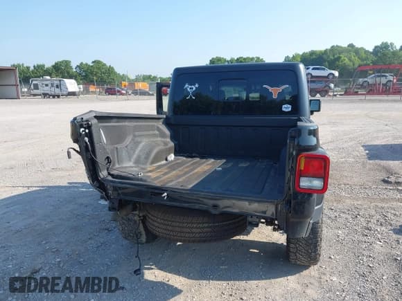 ✅ 2021 Jeep Gladiator Overland • VIN: 1C6HJTFG9ML585162 • Лот: 42650168. Опубликован ранее на IAAI с пробегом 71 925 миль. Бесплатный доступ к архиву аукционных продаж из США и подробный отчёт об истории автомобиля на DreamBid. Изображение 6.