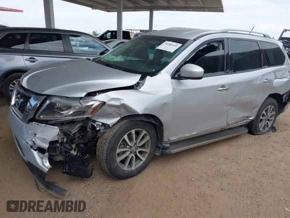 ✅ 2014 Nissan Pathfinder SL • VIN: 5N1AR2MN9EC664858 • Lot: 39286445. Listed on IAAI with 119,074 mi. Free auction sales archive from the USA and detailed vehicle history report at DreamBid. Image 2.