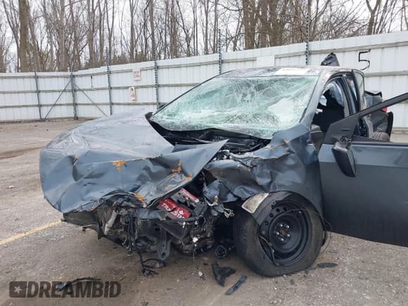 ✅ 2018 Toyota Corolla L • VIN: 2T1BURHE4JC081237 • Lot: 42026419. Listed on IAAI with Not provided. Free auction sales archive from the USA and detailed vehicle history report at DreamBid. Image 6.