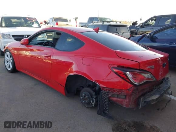 2010 Hyundai Genesis Coupe Premium z VIN KMHHT6KD6AU030624, wystawiony jako IAAI lot #41093182 z przebiegiem Nie podano mil oraz . Historia ofert i sprzedaży dostępna na DreamBid. Obrazek 3.