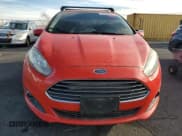 ✅ 2015 Ford Fiesta SE • VIN: 3FADP4EJ7FM205591 • Lot: 92529945. Wystawiony na Copart z przebiegiem 132 714 mil. Bezpłatny archiwum sprzedaży aukcyjnych z USA i szczegółowy raport historii pojazdu na DreamBid. Zdjęcie 5.